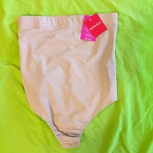 SPANX Women's M Nude Shapewear New With Tags